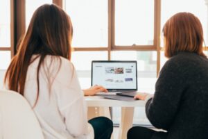 Business als Befreiung: Wie ein eigenes Projekt dich aus alten Mustern herausholt
